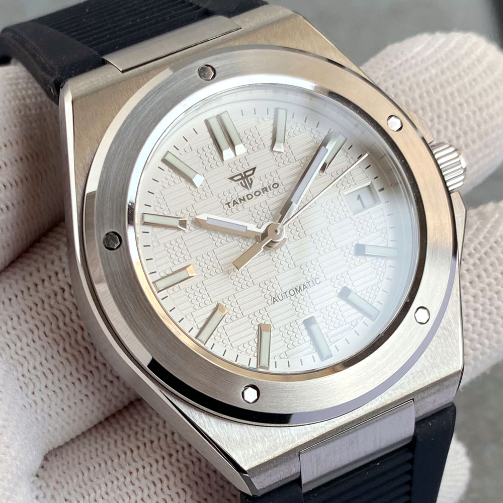 Custom New Silver 40mm Round B - Luxury Watch White recension och pris